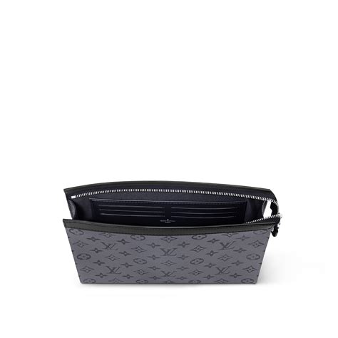 lv m69535|Pochette Voyage MM .